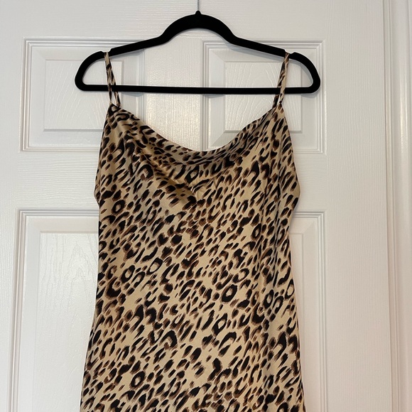 MIDI cheetah slip dress - new without tag size M - Picture 3 of 6